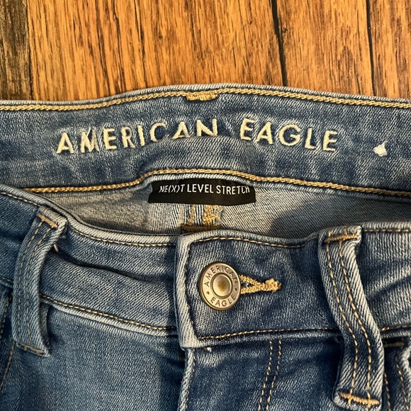 American Eagle Super Hi-Rise Jeggings - Picture 3 of 5
